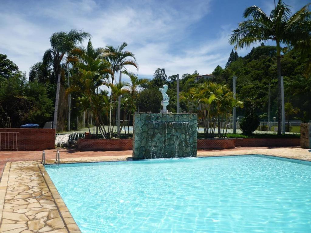 Agradavel Flat - Cavalinho Branco - Aguas De Lindoia Appartement Buitenkant foto