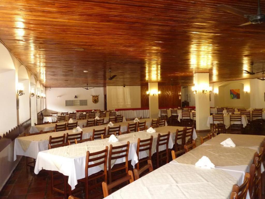 Agradavel Flat - Cavalinho Branco - Aguas De Lindoia Appartement Buitenkant foto